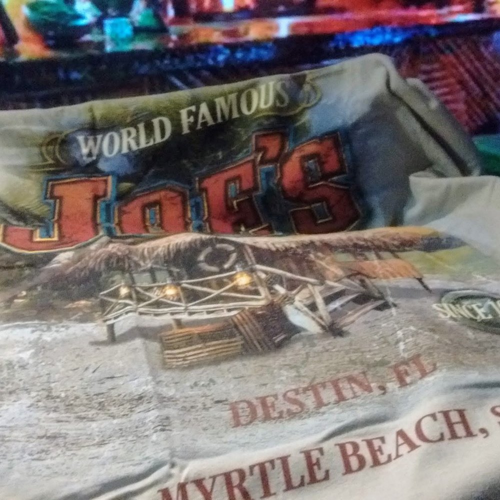 Joe's Beach Hut Crab Shack XL Tee Destin & Myrtle